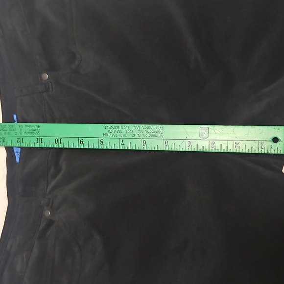 NWT J. McLaughlin Black Lenni Velvet Kick Flare Pants: Black: Size- 10 - Picture 11 of 13